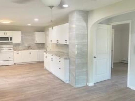 5th image of 7215 University Ave #2