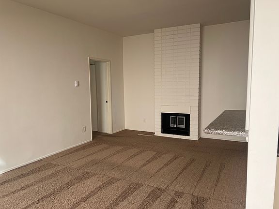 5th image of 10964 Wellworth Ave APT 305
