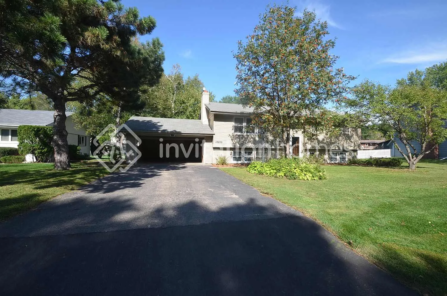 13209 Humboldt Ave S Burnsville, MN 55337 — Photo 1