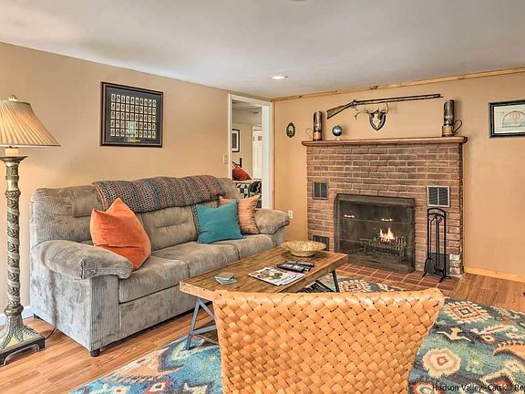 4th image of 18 Shawangunk Dr