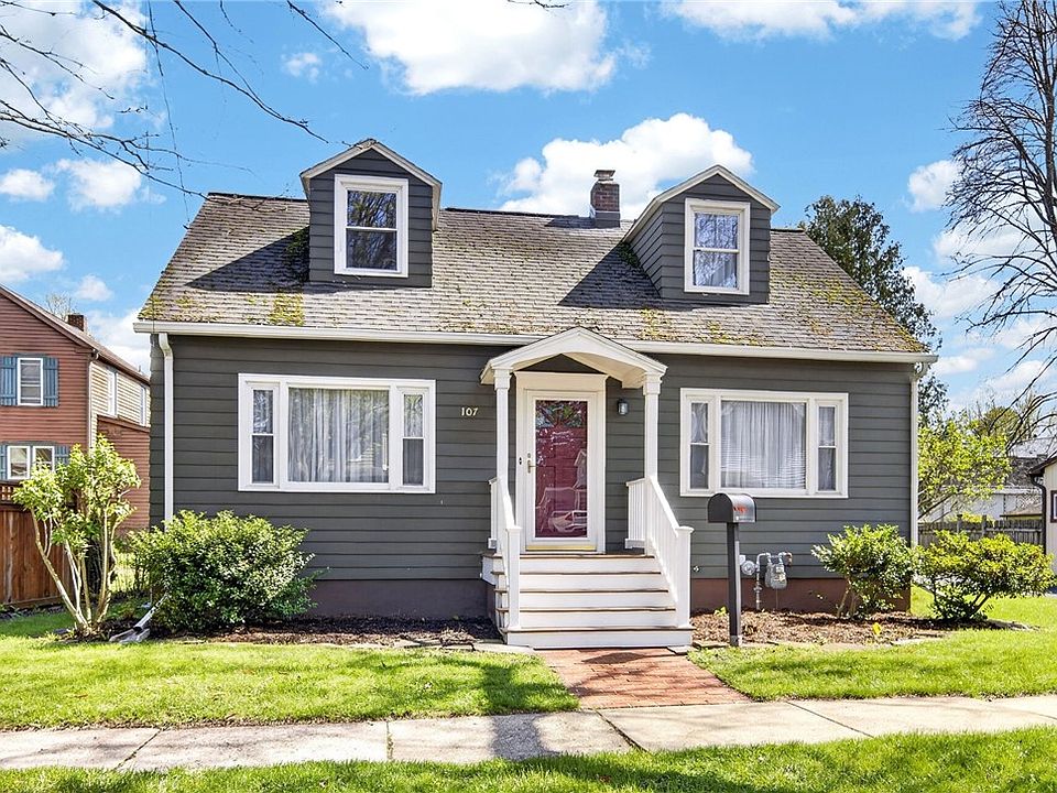 1st image of 107 Franklin St