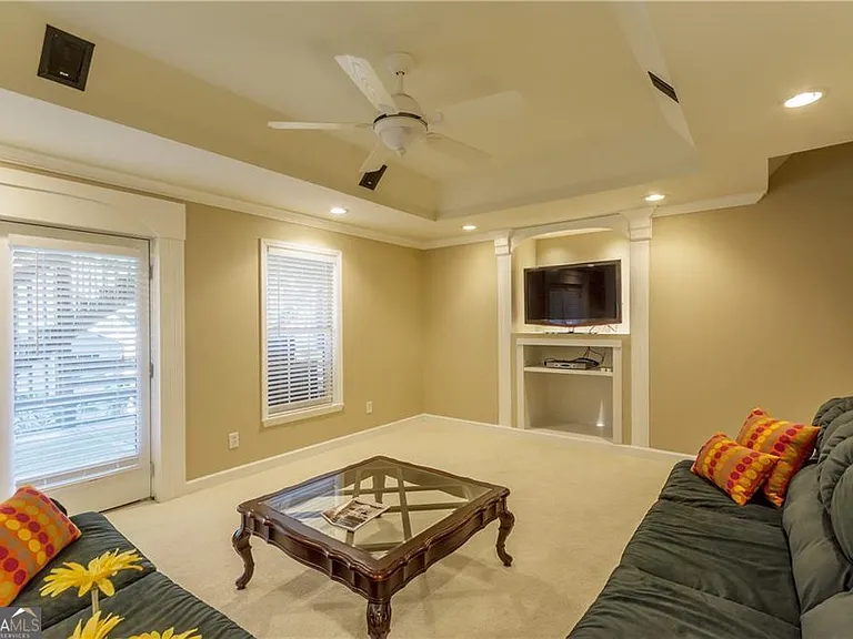 2242 Lenox Walk NE — Photo 59