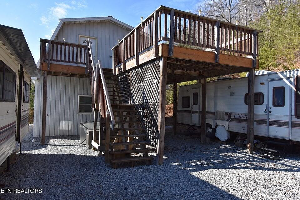 3806 War Creek Rd, Sneedville, TN 37869 MLS 703033 Zillow