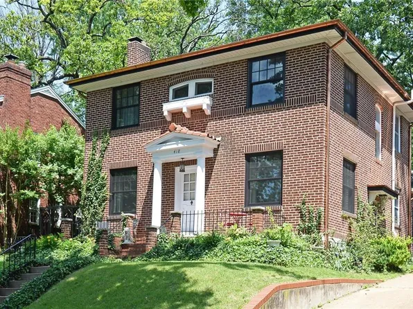 418 Carswold Dr, Saint Louis, MO 63105