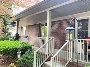 2776 10th St, Wyandotte, MI 48192