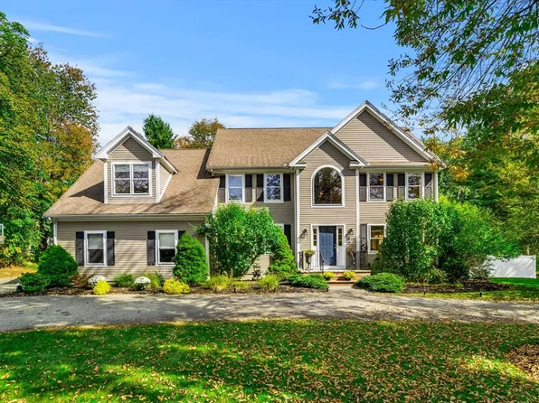 239 Haverhill St, North Reading, MA 01864