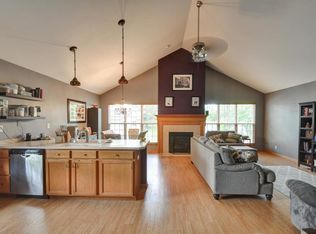 7527 Lily Lake Rd, Burlington, WI 53105