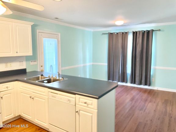 5th image of 131 Burton Road