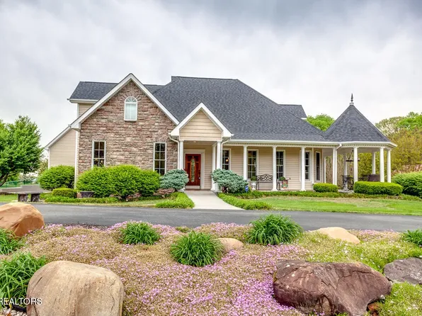 1869 Big Buck Ln, Sevierville, TN 37876