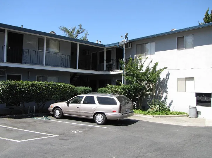 2657 Riverside Blvd #7A — Photo 9