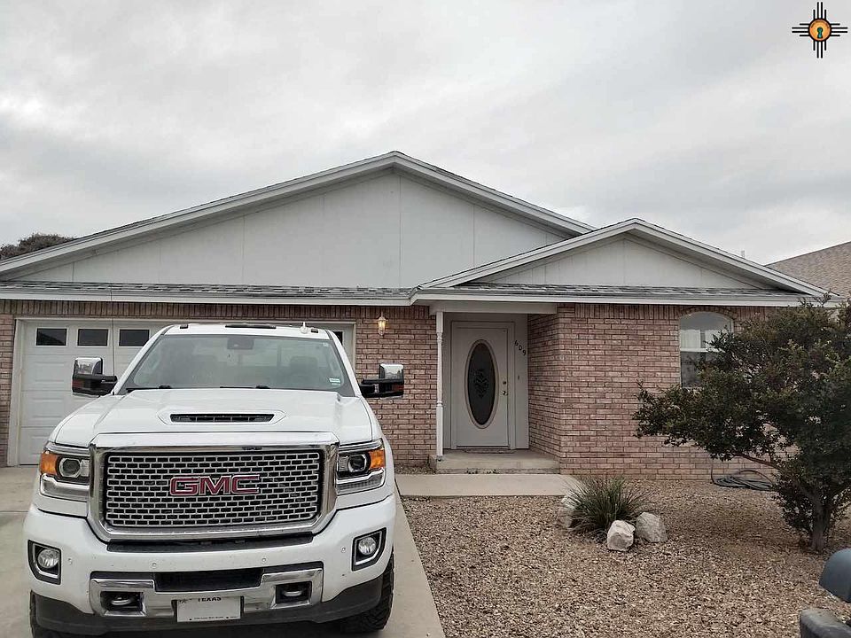 1st image of 609 Spyglass Dr