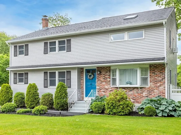 4 King Street Ext, Wilmington, MA 01887