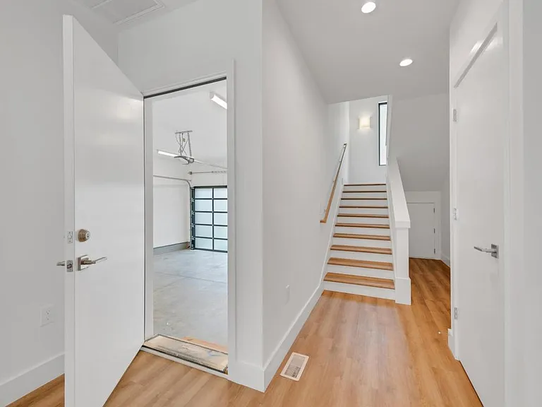 1125 Nova St — Photo 12