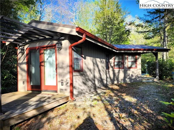 5 Butternut Lane, Newland, NC 28657