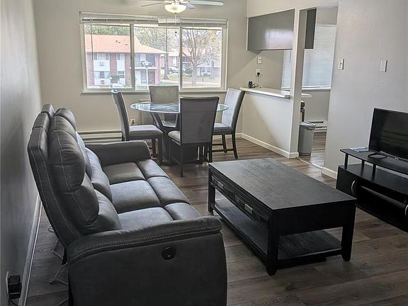 3rd image of 8729 Sieloff Dr APT E