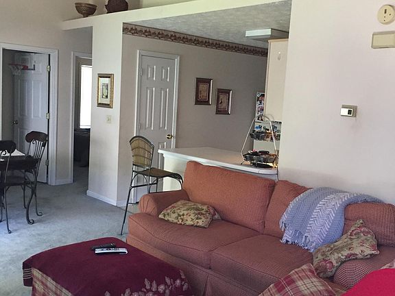 Open floor plan.