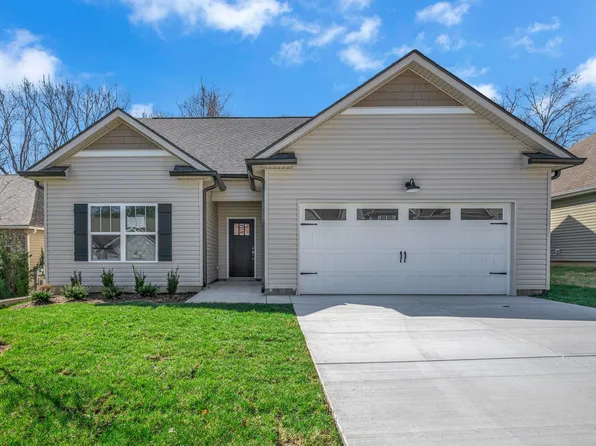 206 E Quail Hollow Way, Dickson, TN 37055