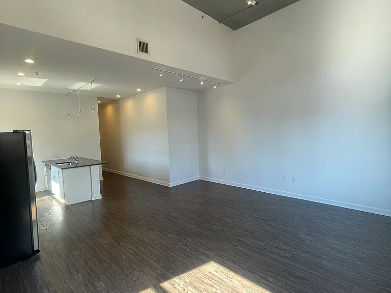 Lando Lofts — Photo 19