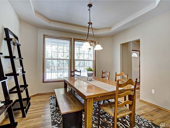 4th image of 8909 Valley Green Dr SE