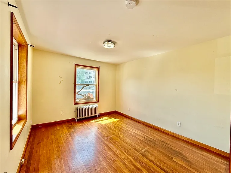 18 Bigelow St #1 — Photo 8