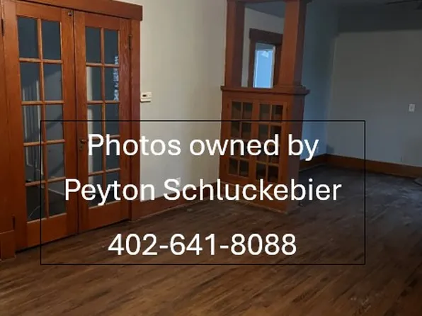 924 N 6th St, Seward, NE 68434