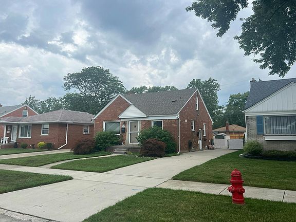 2nd image of 13248 Callender St