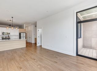 3312 N Halsted St #3R, Chicago, IL 60657