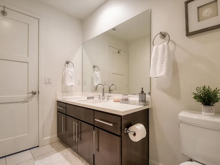 4820 Bellflower Ave #403 — Photo 30