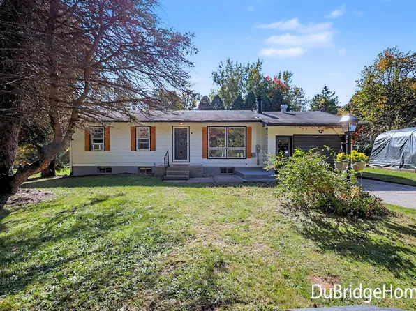 9691 Wolven Ave NE, Rockford, MI 49341