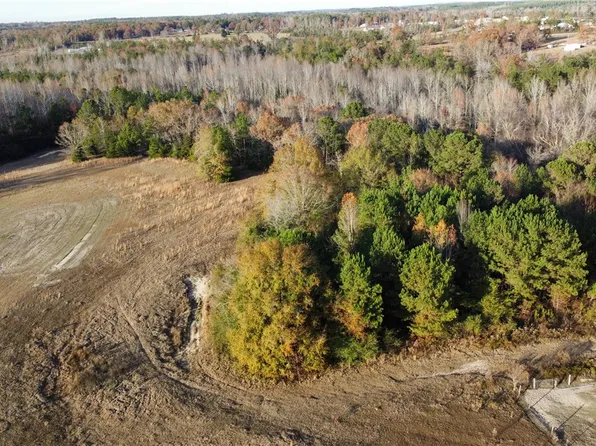 3 Lee Road 126, Salem, AL 36874