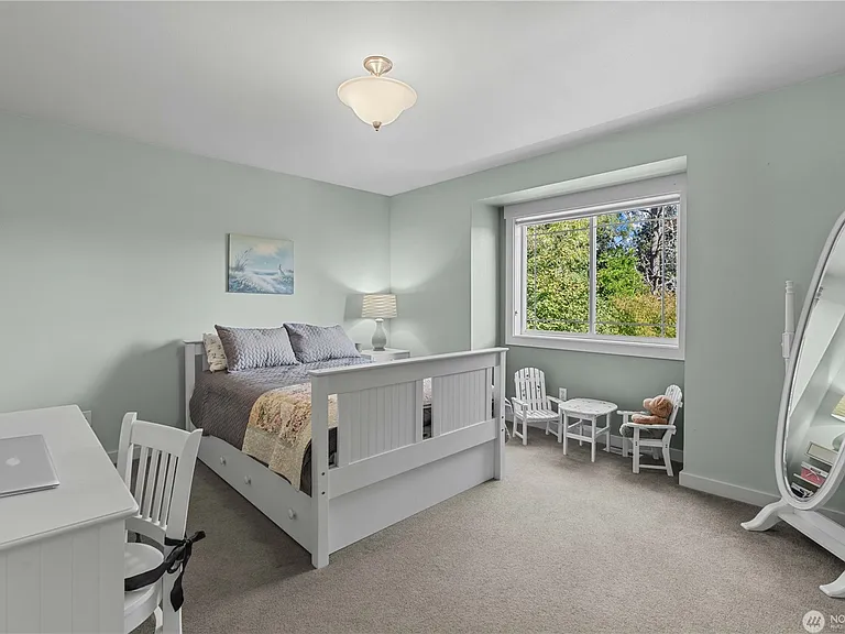 3616 Tahoma Pl W — Photo 29