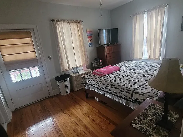 110 James Ave #1 — Photo 7
