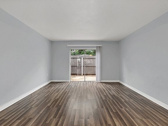 4th image of 1924 Conway Rd APT 3