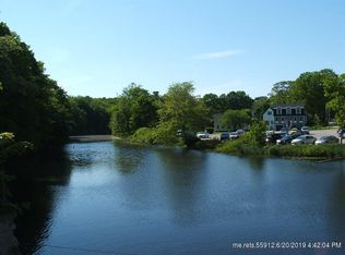 3 Berry Ct, Kennebunk, ME 04043