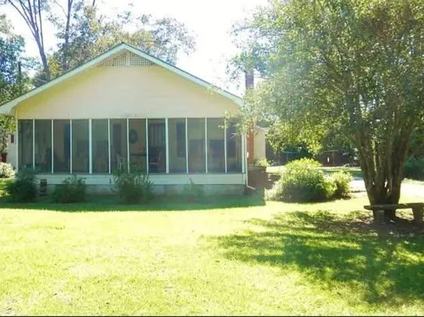 156 Powell Dr, Thomasville, GA 31757
