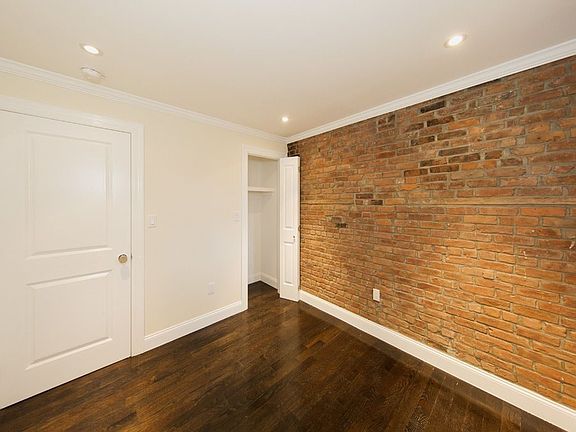 2nd image of 430 E 9th St APT 3