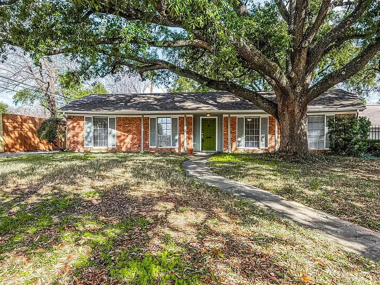 7810 Locke Ln — Photo 36