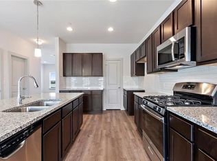 2112 Local Rebel Loop, Leander, TX 78641