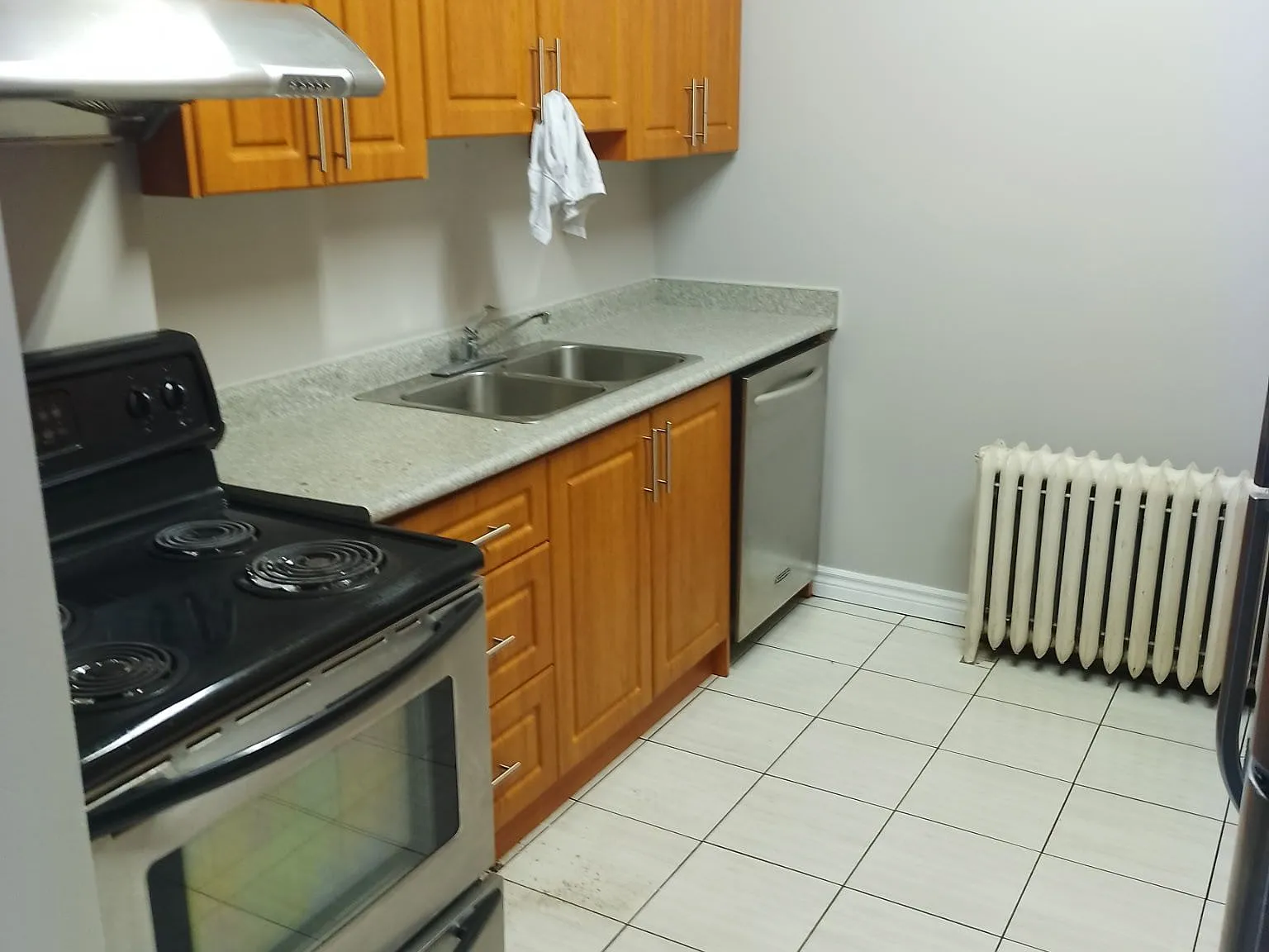 4 bed, $2,000 — Photo 3