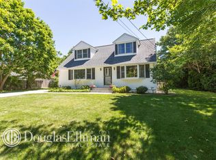 585 Evergreen Ave, Bohemia, NY 11716
