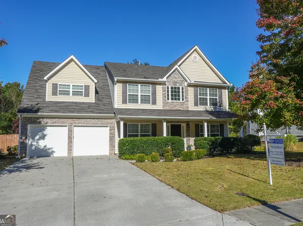 5452 Skylar Creek Ln, Buford, GA 30518