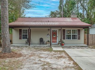109 Spokan Trl, Crawfordville, FL 32327