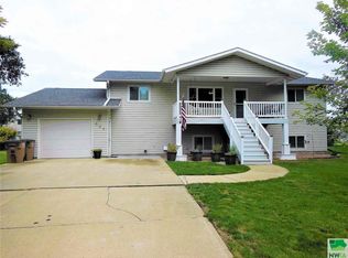 504 Division St, Jefferson, SD 57038