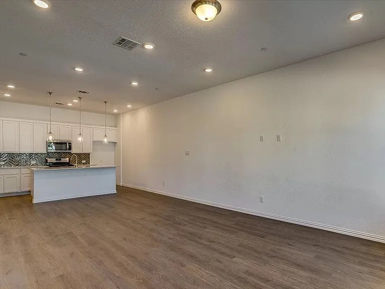 9935 Schramm St — Photo 27