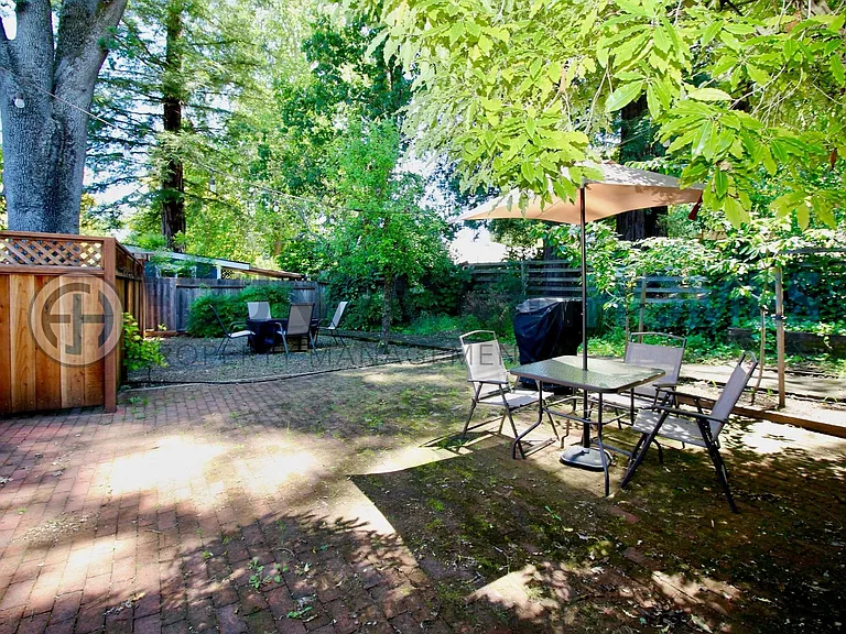 9 Scenic Ave — Photo 13