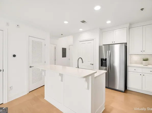 2255 Peachtree Rd NE Unit 426, Atlanta, GA 30309