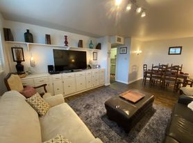 2511 Saint Charles Ave