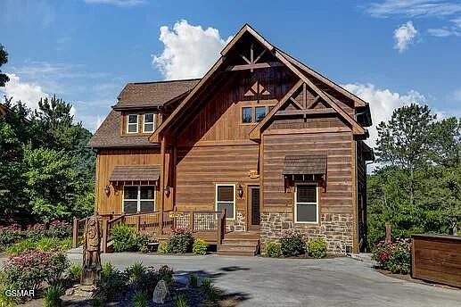 1st image of 1340 Parkview Vista Way