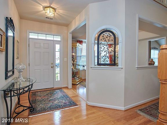 3rd image of 6068 Gallant Fox Ct