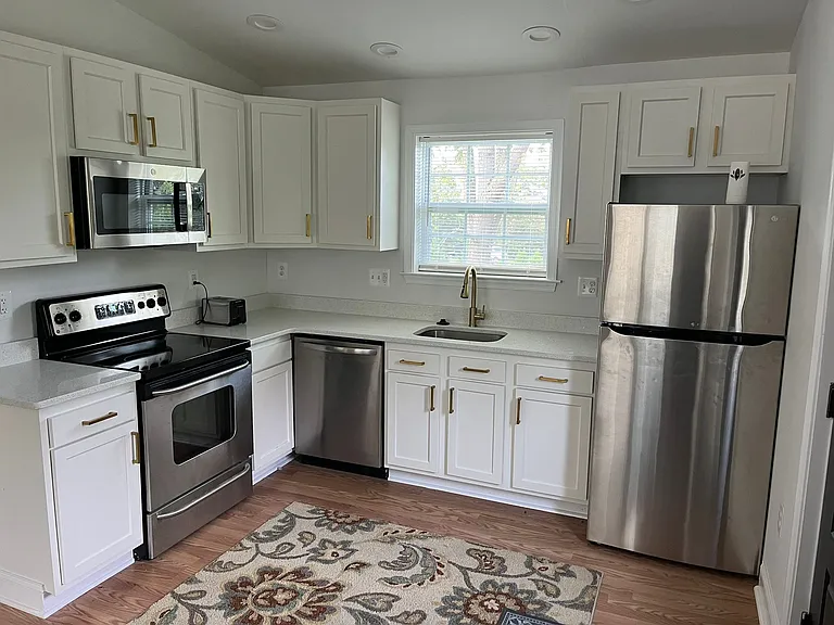 16138 Waterford Creek Cir #B — Photo 7